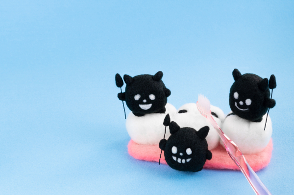 根管治療が長期化する原因の虫歯のイメージ